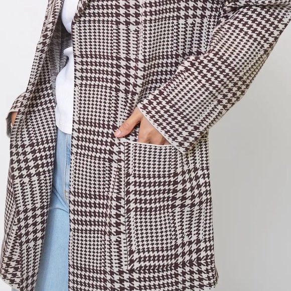 Coatigan Sweater Coat in Brown and Cream Glen Plaid Pattern - Picture 6 of 7